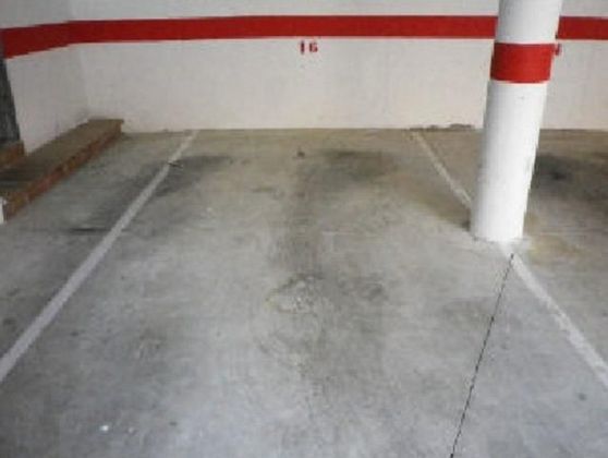 Foto 2 de Venta de garaje en calle De la Revuelta de 10 m²