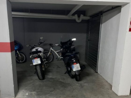 Foto 2 de Venta de garaje en calle Delícies de 10 m²