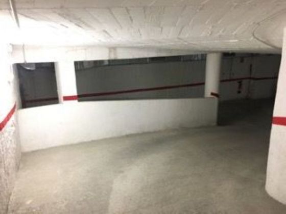 Foto 2 de Garatge en venda a calle De la Constitució de 10 m²