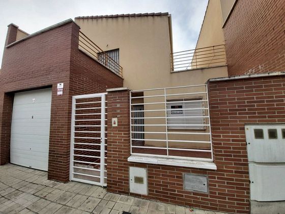Foto 1 de Venta de casa en calle Alcalde José Nieto Nuño de la Rosa de 3 habitaciones con terraza y garaje