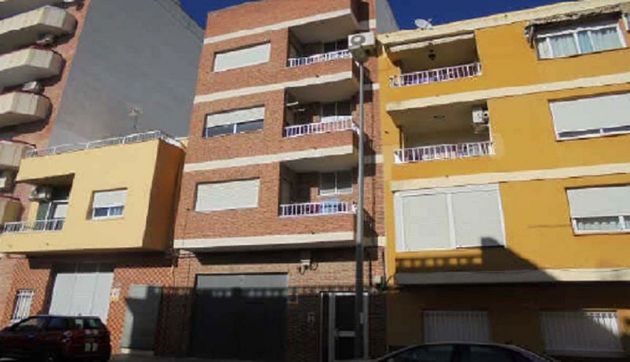 Foto 1 de Venta de piso en avenida De la Diputació Provincial de 4 habitaciones con garaje y balcón