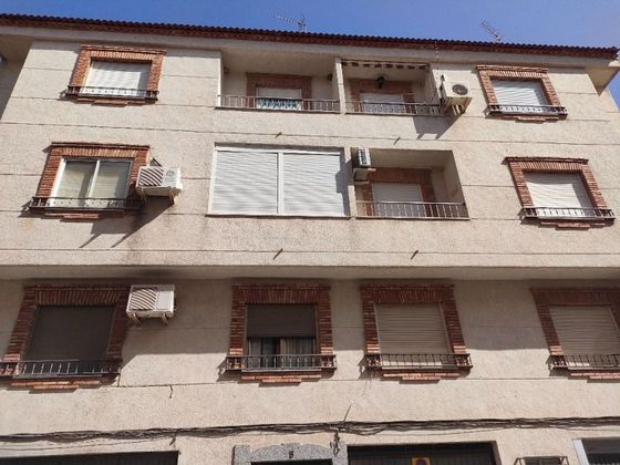 Foto 1 de Venta de piso en calle San Juan de Dios de 3 habitaciones y 107 m²