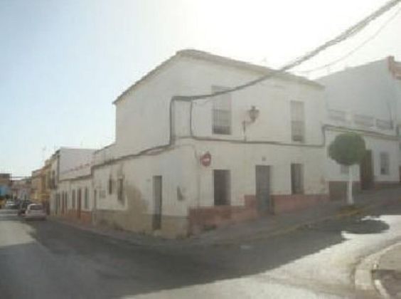 Foto 1 de Casa en venda a calle Los Reyes de 3 habitacions i 165 m²