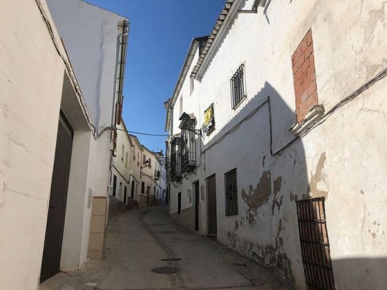 Foto 1 de Casa en venda a calle Blas de Luque de 4 habitacions amb terrassa