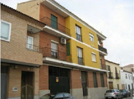 Foto 1 de Piso en venta en calle Toledo de 3 habitaciones y 120 m²