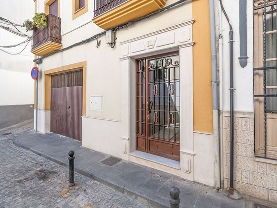 Foto 2 de Pis en venda a calle Amador de Los Ríos de 3 habitacions amb garatge