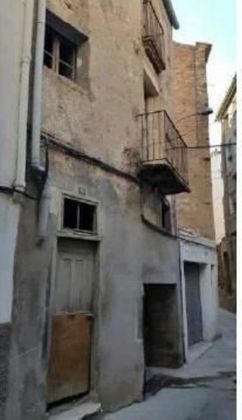 Foto 1 de Casa en venta en calle Caporal Rius de 3 habitaciones y 202 m²
