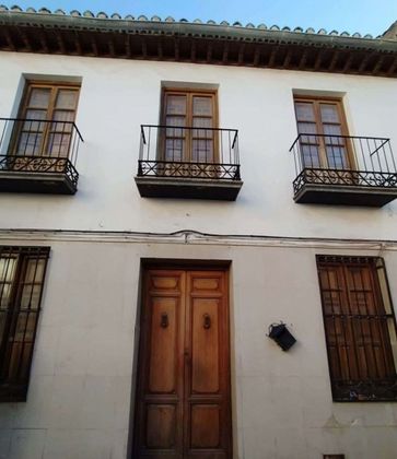 Foto 1 de Casa en venda a calle Pintor Julio García Villena de 3 habitacions i 374 m²