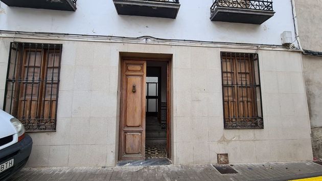 Foto 2 de Casa en venda a calle Pintor Julio García Villena de 3 habitacions i 374 m²
