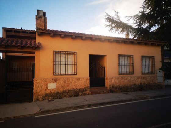 Foto 1 de Casa en venda a calle Don Manuel Martínez Aedo de 5 habitacions amb terrassa i piscina