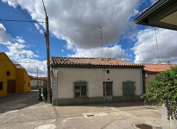 Foto 1 de Casa en venda a calle Larga de 4 habitacions i 194 m²