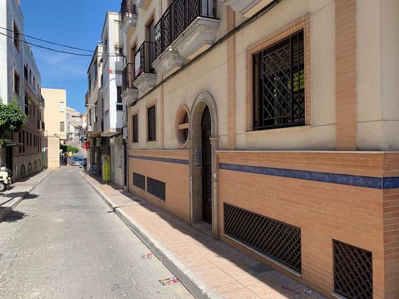Foto 1 de Pis en venda a calle Moral Fernández de 2 habitacions amb ascensor