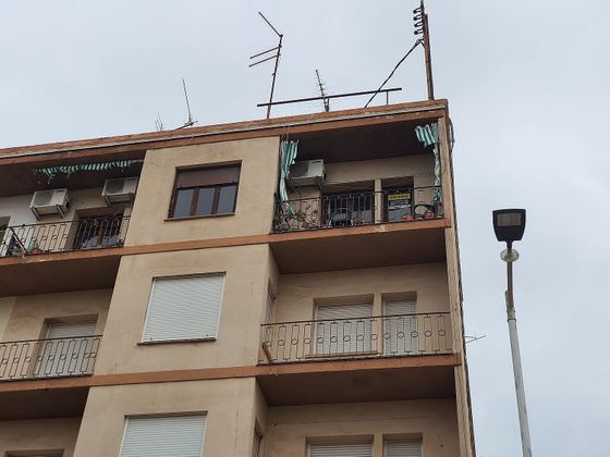 Foto 2 de Venta de piso en avenida Castellón de 3 habitaciones con terraza