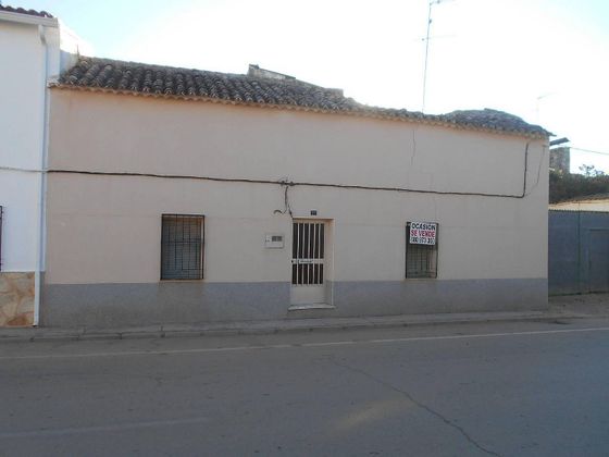 Foto 1 de Casa en venda a calle Cervantes de 2 habitacions amb terrassa