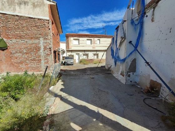 Foto 1 de Casa en venda a calle Toledo de 2 habitacions amb terrassa