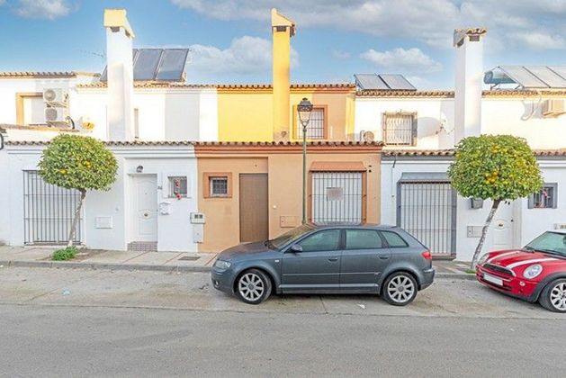 Foto 2 de Casa en venda a calle Paradas de 3 habitacions i 97 m²