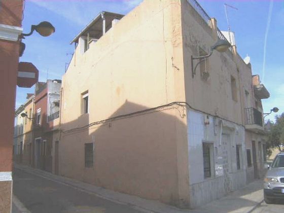 Foto 1 de Casa en venda a calle Sant Felip de 2 habitacions amb terrassa i balcó