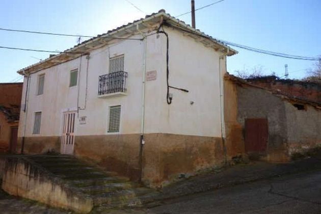 Foto 1 de Casa en venda a calle Soledad de 3 habitacions amb terrassa