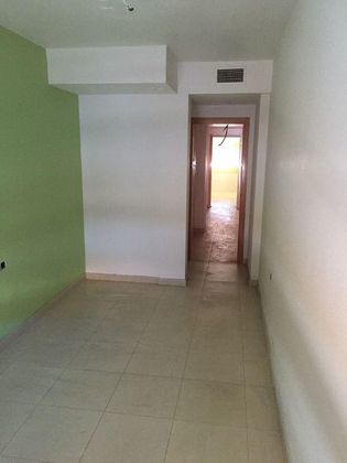 Foto 1 de Venta de piso en calle Barranco de 2 habitaciones con terraza y aire acondicionado