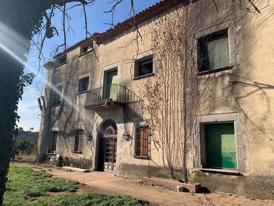 Foto 1 de Casa en venda a Franqueses del Vallès, les de 14 habitacions amb jardí