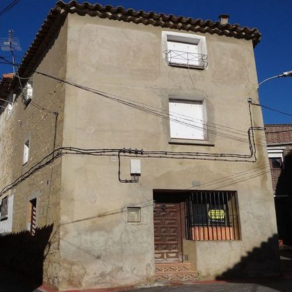 Foto 1 de Casa en venta en calle Puyfranco de 4 habitaciones y 156 m²