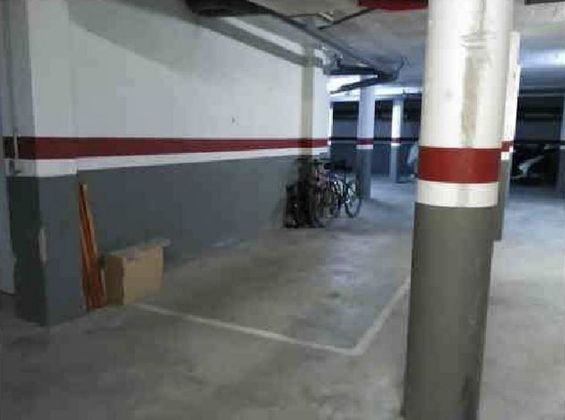 Foto 2 de Garaje en venta en calle Del Castell de 10 m²