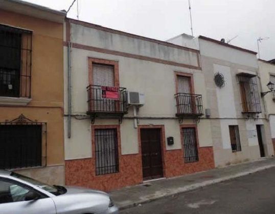 Foto 1 de Casa en venda a calle Alonso de Aguilar de 4 habitacions amb terrassa