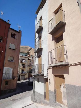 Foto 1 de Venta de casa en calle Sant Joan de 4 habitaciones con terraza