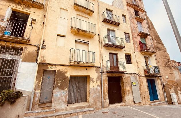 Foto 1 de Venta de casa en calle Del Replà de 5 habitaciones con terraza y balcón
