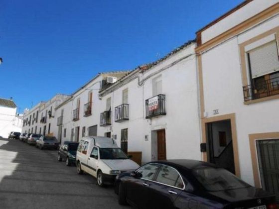 Foto 1 de Venta de casa en calle Benito de Lara de 4 habitaciones con terraza y balcón