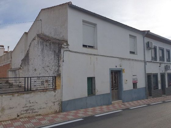 Foto 1 de Casa en venda a calle Sevilla de 4 habitacions amb terrassa