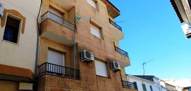 Foto 2 de Pis en venda a calle Hernán Cortés de 2 habitacions amb terrassa