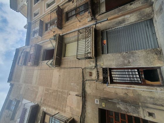 Foto 1 de Venta de piso en calle De Montcada de 1 habitación con balcón