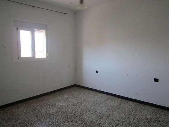 Foto 2 de Piso en venta en calle Cantarerias de 3 habitaciones con terraza y garaje