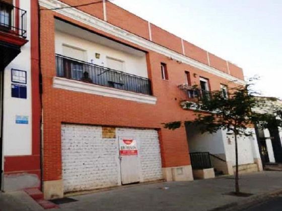 Foto 1 de Garatge en venda a calle Rodrigo de Triana de 10 m²