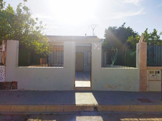 Foto 1 de Casa en venda a calle Chinchón de 2 habitacions amb terrassa