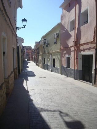 Foto 1 de Venta de piso en calle De Los Perros de 4 habitaciones con terraza
