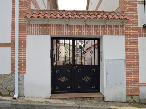 Foto 1 de Garatge en venda a calle Del Almendro de 10 m²