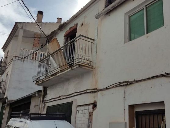 Foto 2 de Casa en venda a calle Gracia de 3 habitacions i 151 m²