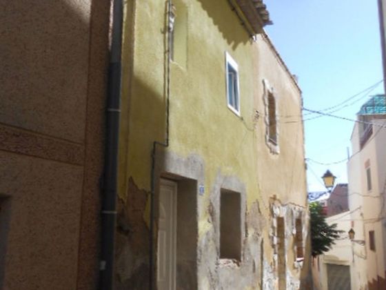 Foto 1 de Casa en venda a calle Balmes de 2 habitacions amb terrassa i calefacció