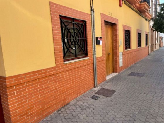 Foto 2 de Garatge en venda a calle Beatriz de Suabia de 10 m²