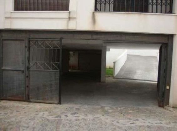 Foto 2 de Garaje en venta en calle Almeria de 10 m²