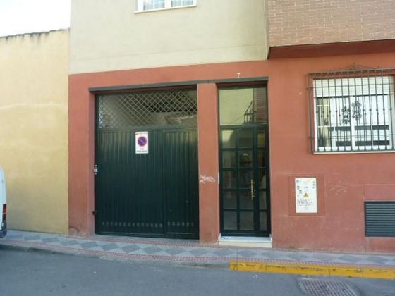 Foto 1 de Garatge en venda a calle Enrique Ruiz Cabello de 10 m²