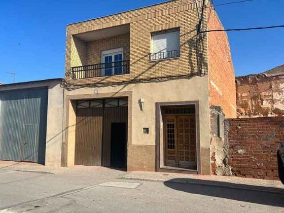 Foto 1 de Casa en venta en calle De la Oliva de 3 habitaciones con terraza y garaje