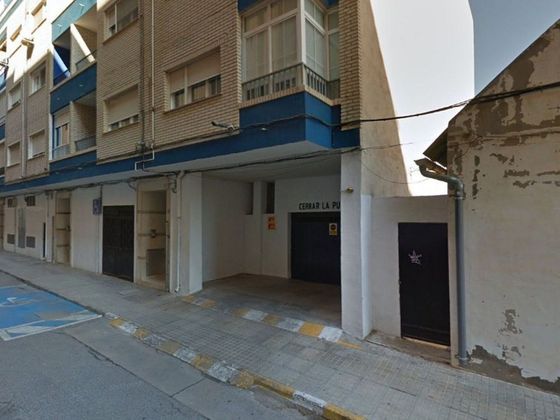Foto 2 de Garaje en venta en calle Alfonso X El Sabio de 10 m²
