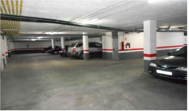 Foto 2 de Garatge en venda a calle Carretas de 10 m²