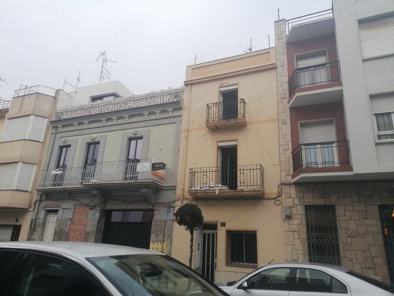 Foto 2 de Venta de casa en avenida Alcalde Palau de 3 habitaciones con terraza y balcón