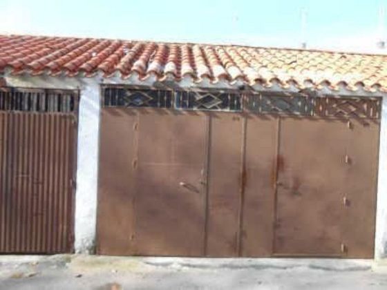 Foto 2 de Garatge en venda a avenida De la Virgen de Las Viñas de 10 m²