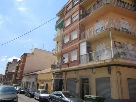 Foto 2 de Venta de piso en calle Rafael Altamira de 4 habitaciones con terraza y balcón
