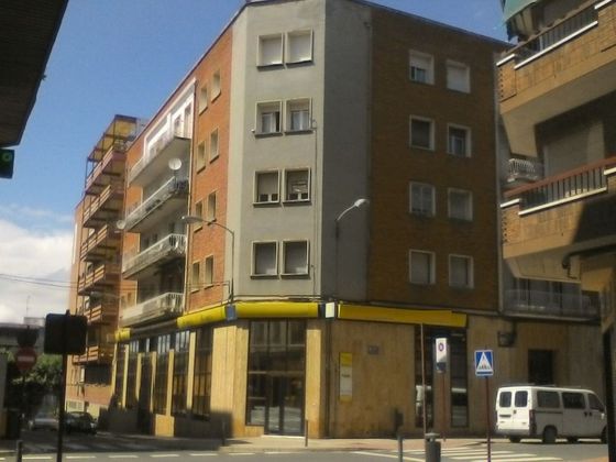 Foto 1 de Pis en venda a avenida La Rioja de 3 habitacions amb ascensor